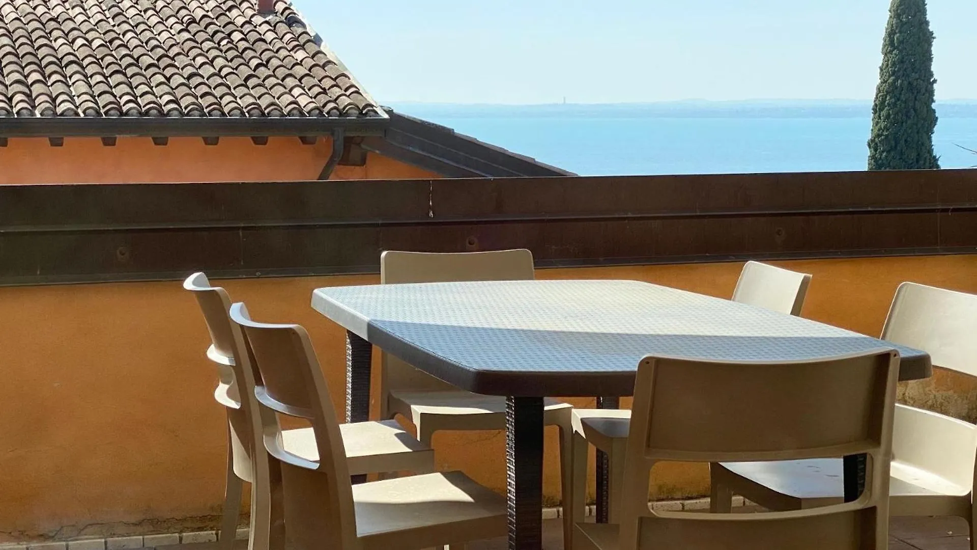 Apartment Appartement Mit Privatem Garten, Pool Und Seeblick Moniga del Garda