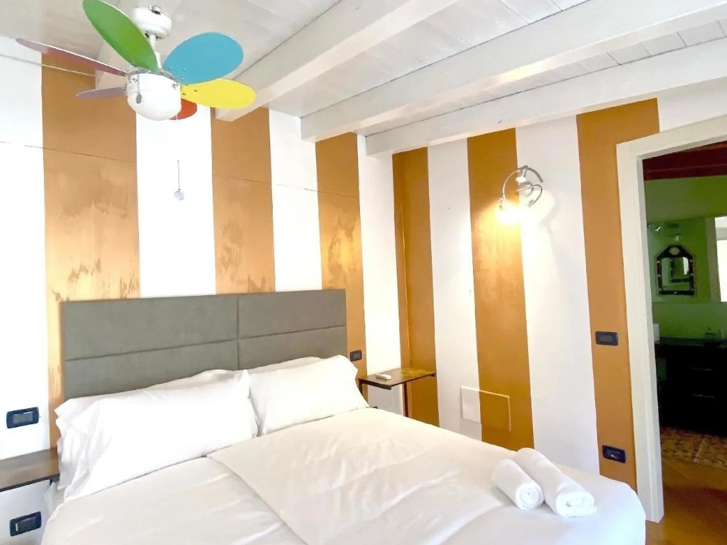 Apartment Appartement Mit Privatem Garten, Pool Und Seeblick Moniga del Garda