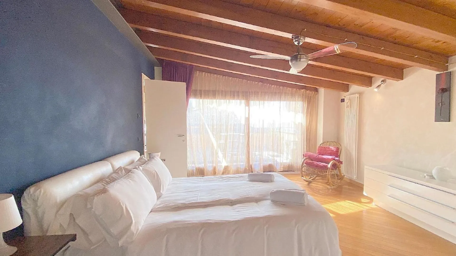 Apartment Appartement Mit Privatem Garten, Pool Und Seeblick Moniga del Garda Italy