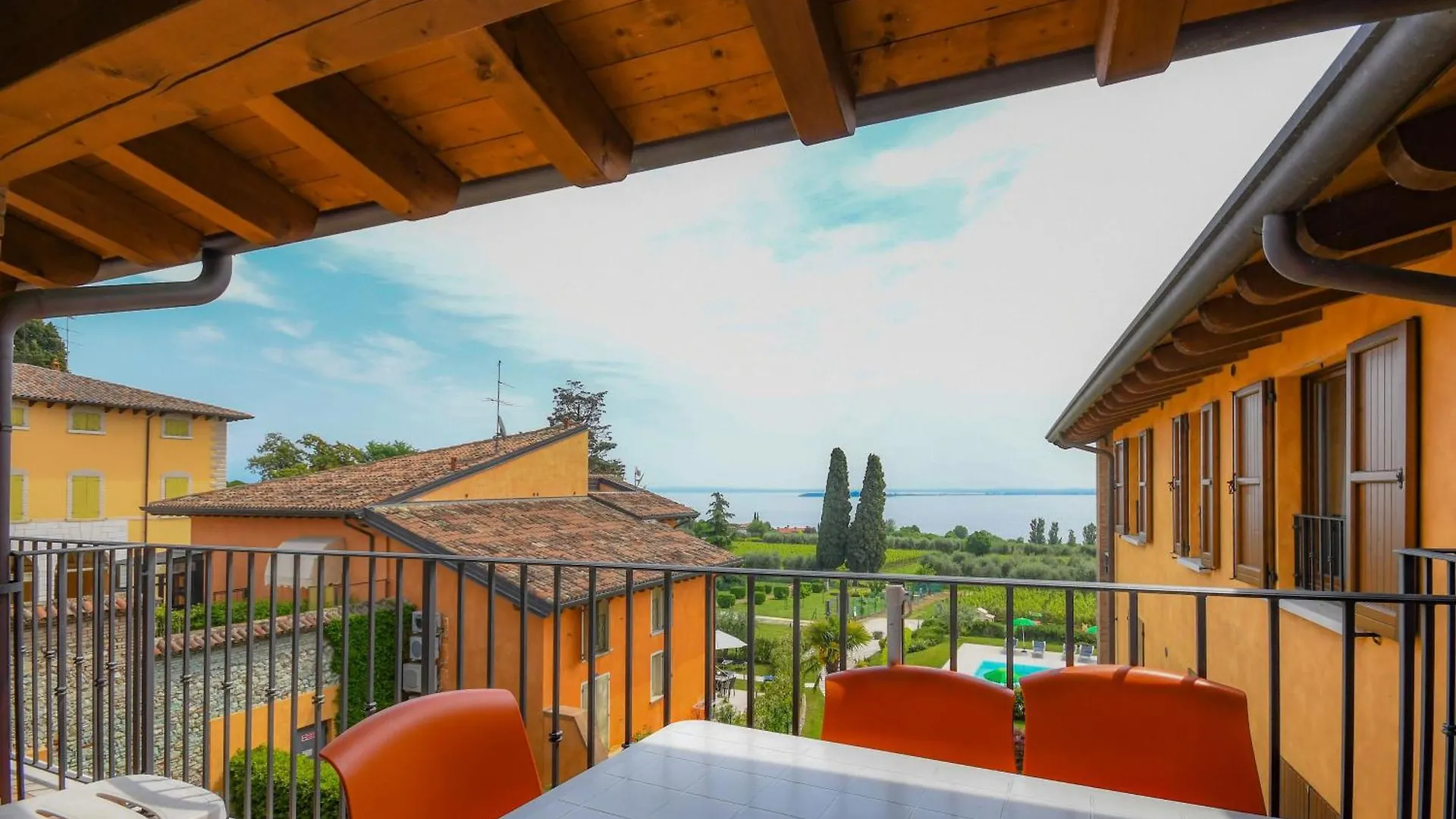 Apartment Appartement Mit Privatem Garten, Pool Und Seeblick Moniga del Garda