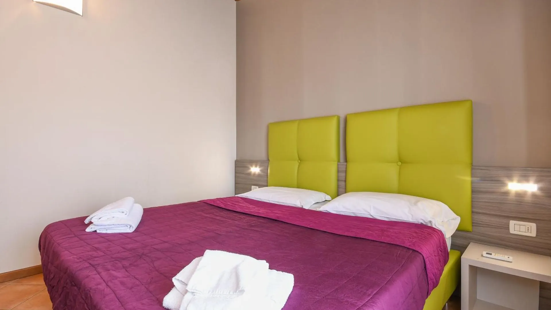 Appartement Mit Privatem Garten, Pool Und Seeblick Moniga del Garda 0*,